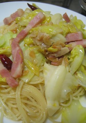 春キャベツとベーコンのパスタ-レシピのメイン写真