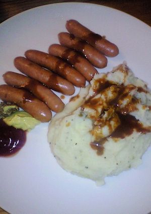 ドイツ料理　ウインナーとマッシュポテト-レシピのメイン写真