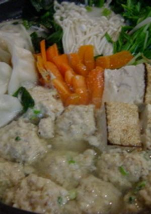 鶏団子＆水餃子の野菜たっぷり鍋-レシピのメイン写真