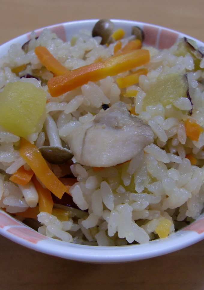 さつまいもときのこの炊き込みご飯-レシピのメイン写真