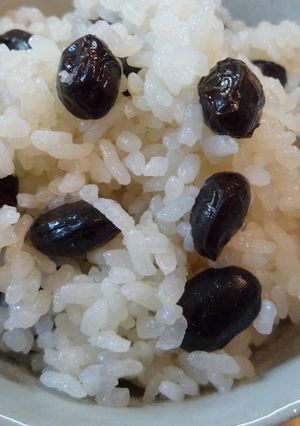 炊飯器に入れるだけ！超簡単☆黒豆ごはん☆-レシピのメイン写真