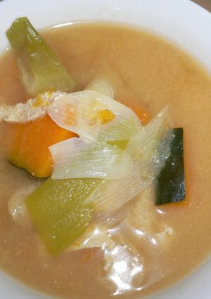 かぼちゃで甘うま♪お味噌汁-レシピのメイン写真