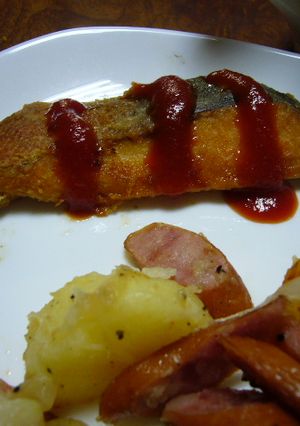 鮭のムニエルをあらごしケチャップで♪-レシピのメイン写真