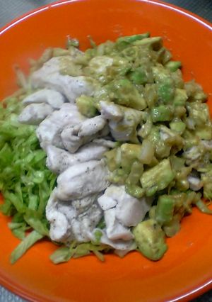 蒸し鶏のアボカドソース-レシピのメイン写真