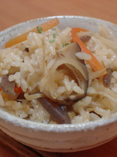 味付けしっかり☆炊き込みご飯-レシピのメイン写真