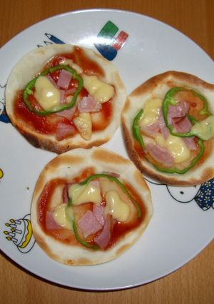 ☆餃子の皮でお手軽ピザ☆-レシピのメイン写真