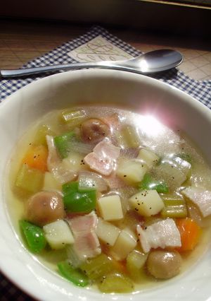 栄養満点☆たっぷり野菜のコンソメスープ-レシピのメイン写真