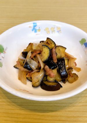 保育園給食★秋なすのガリバタソテー-レシピのメイン写真
