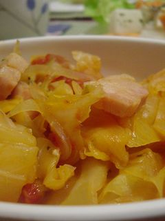 キャベツとベーコンのトマト煮込み♪-レシピのメイン写真
