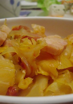 キャベツとベーコンのトマト煮込み♪-レシピのメイン写真
