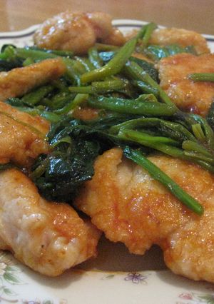 鳥肉とほうれん草のケチャップ炒め-レシピのメイン写真