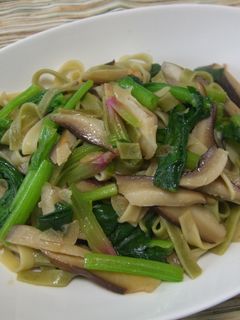 ほうれん草としいたけの和風パスタ-レシピのメイン写真