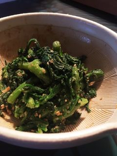 美味しい♪春菊の味噌ごま和え-レシピのメイン写真