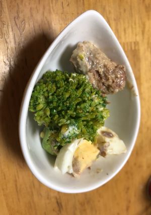 ブロッコリーと鯖味噌缶のサラダ-レシピのメイン写真