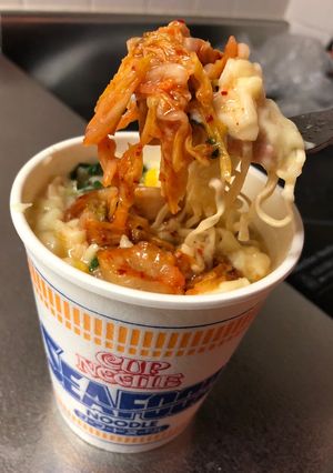 カップヌードルシーフード★キムチ&チーズ-レシピのメイン写真