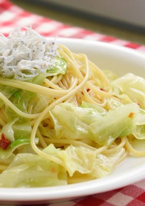 しらすとキャベツのペペロンチーノ-レシピのメイン写真