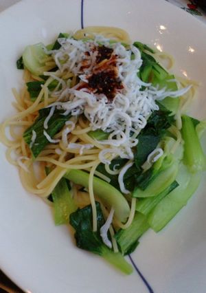 鍋1つで　チンゲン菜としらすの簡単パスタ-レシピのメイン写真