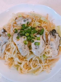レンジで簡単!塩麹で、牡蠣の塩焼きそば-レシピのメイン写真