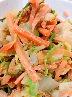 白菜と人参の胡麻和えサラダ-レシピのメイン写真