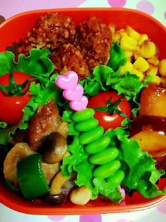鶏唐揚げ/さつまいも甘露煮/バターコーン-レシピのメイン写真