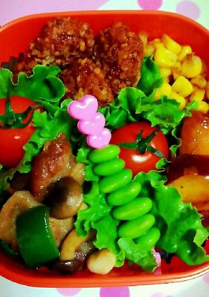 鶏唐揚げ/さつまいも甘露煮/バターコーン-レシピのメイン写真