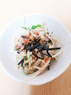 カット野菜で納豆サラダ-レシピのメイン写真