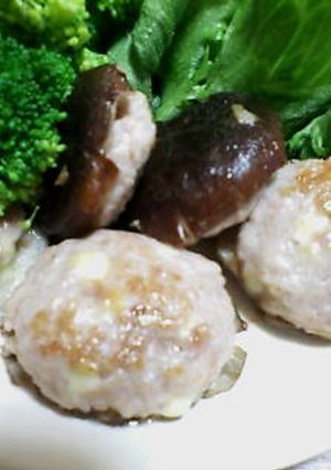 簡単☆椎茸の肉詰め☆とろ～りチーズ入り-レシピのメイン写真