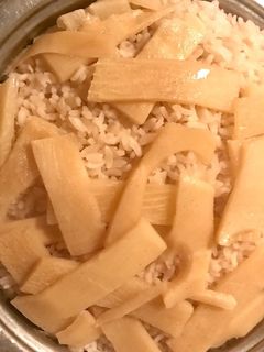 超簡単タケノコ炊き込みご飯-レシピのメイン写真