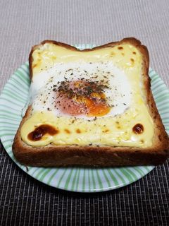マヨたまトースト-レシピのメイン写真