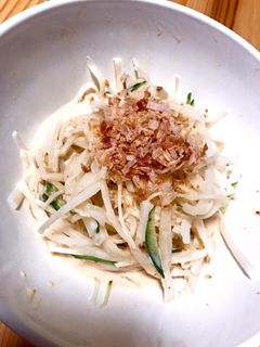 飽きない!柚子胡椒香る大根サラダ-レシピのメイン写真