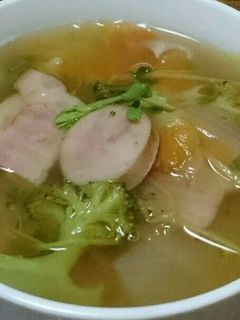 フランクフルトパンから野菜たっぷりスープ-レシピのメイン写真