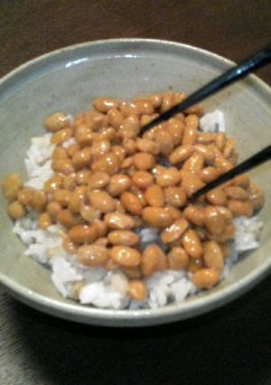 タバスコ納豆ヾ(*ΦωΦ)ノ-レシピのメイン写真