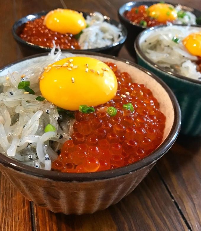 かきこむ美味しさ♡生しらす(いくら)丼 by ☆＊RikO