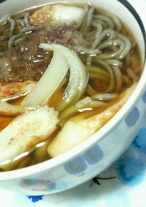 ✿速攻ランチに❀新玉ネギとちくわの✿蕎麦-レシピのメイン写真