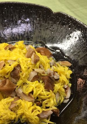 食用菊と胡桃の酢の物-レシピのメイン写真