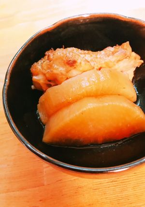 照り照り♪簡単!安い!大根と手羽元の煮物-レシピのメイン写真