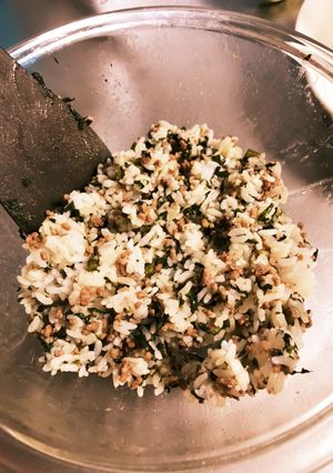 めんつゆだけで！春菊と挽肉の混ぜご飯-レシピのメイン写真