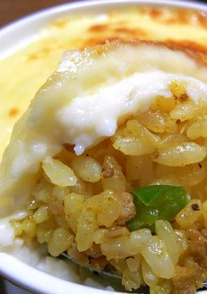 手軽にコク旨☆カレーピラフのドリア-レシピのメイン写真