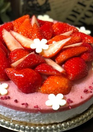 苺のレアチーズケーキ♡冷凍いちごで簡単！-レシピのメイン写真