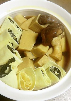 のりの生湯葉巻き入り、高野豆腐煮物-レシピのメイン写真