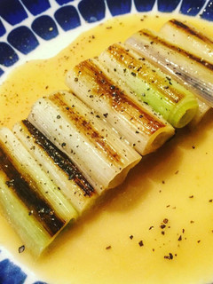 簡単◎トロトロネギのコンソメ煮-レシピのメイン写真