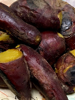 厚手 インコア鍋で 蜜の溢れる焼き芋-レシピのメイン写真