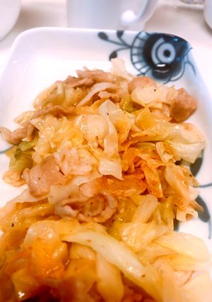 簡単★豚バラとキャベツの塩麹炒め-レシピのメイン写真