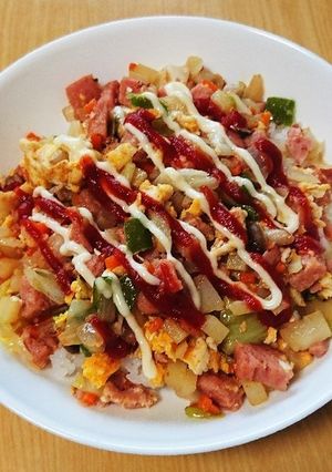 簡単ランチ!スパムと彩り野菜丼-レシピのメイン写真