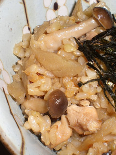 鶏ごぼう&しめじ☆炊き込み玄米ご飯-レシピのメイン写真