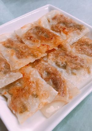 残った青椒肉絲で！バリバリ焼きワンタン-レシピのメイン写真