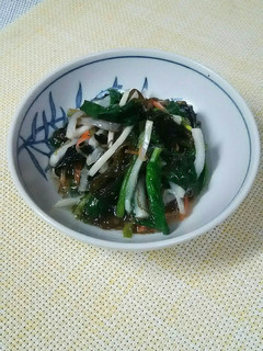 もずく酢で楽チン、レモン風味酢の物。-レシピのメイン写真