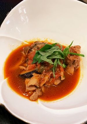 絶品！ホールトマトで作る鳥モモのトマト煮-レシピのメイン写真