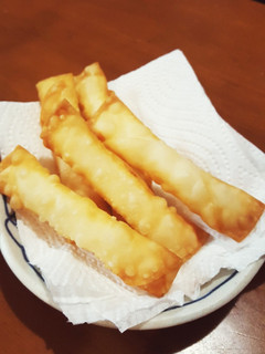 おつまみにも!さけるチーズ餃子の皮巻き!-レシピのメイン写真