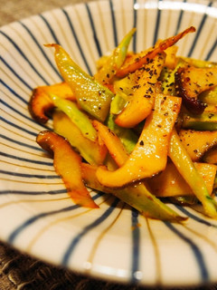 ブロッコリー茎のにんにくバター醤油炒め-レシピのメイン写真